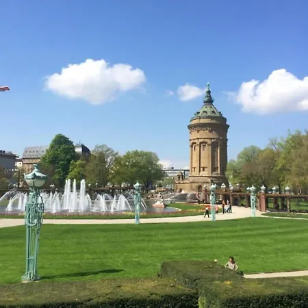 1 Bedroom Apt. In Prime Location Daire Mannheim