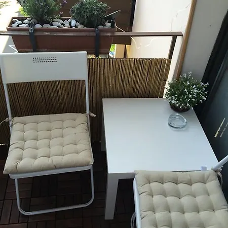 아파트 1 Bedroom Apt. In Prime Location 만하임